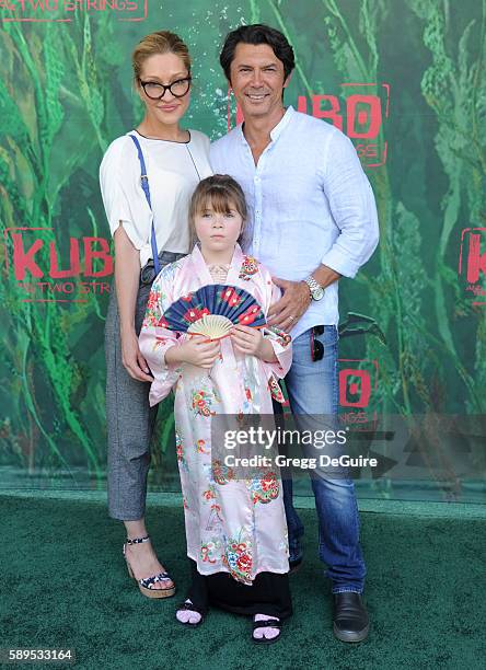 Actor Lou Diamond Phillips, wife Yvonne Boismier Phillips and daughter Indigo Sanara Phillips arrive at the premiere of Focus Features' "Kubo And The...