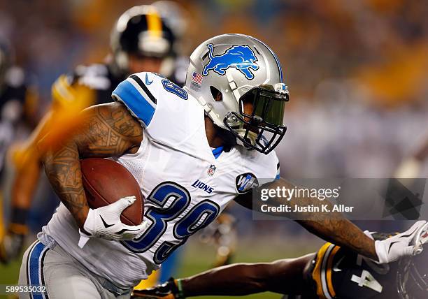 Stevan Ridley of the Detroit Lions in action during the game against the Pittsburgh Steelers on August 12, 2016 at Heinz Field in Pittsburgh,...