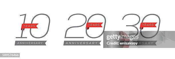 ilustraciones, imágenes clip art, dibujos animados e iconos de stock de diseño aniversario - 10° aniversario