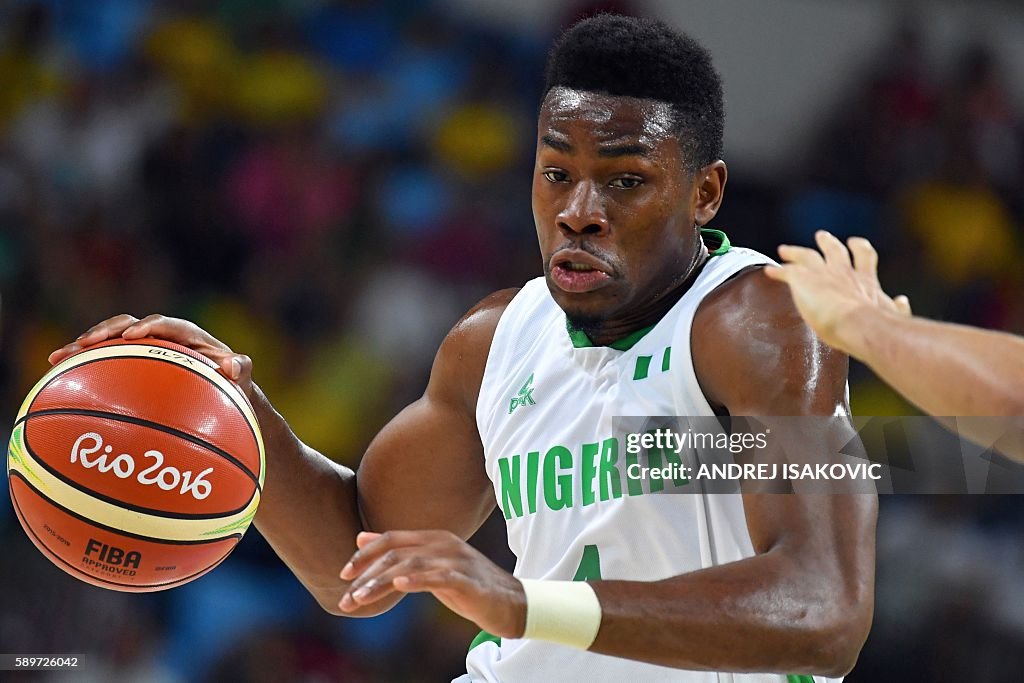 BASKETBALL-OLY-2016-RIO-NGR-BRA