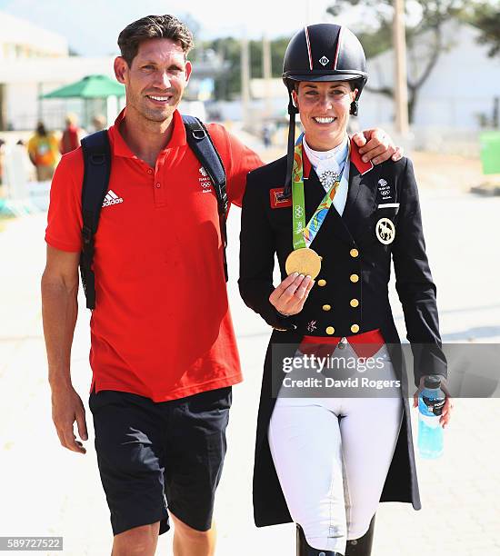 Dean Golding Racing Charlotte Golding Photos et images de collection - Getty Images