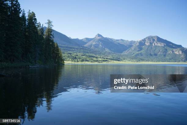 reflection lake - pagosa springs - fotografias e filmes do acervo