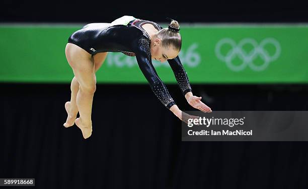 Sanne Wevers of the Netherlands on her way to winning Gold in the Final of The Beam at Rio Olympic Arena on August 15, 2016 in Rio de Janeiro, Brazil.