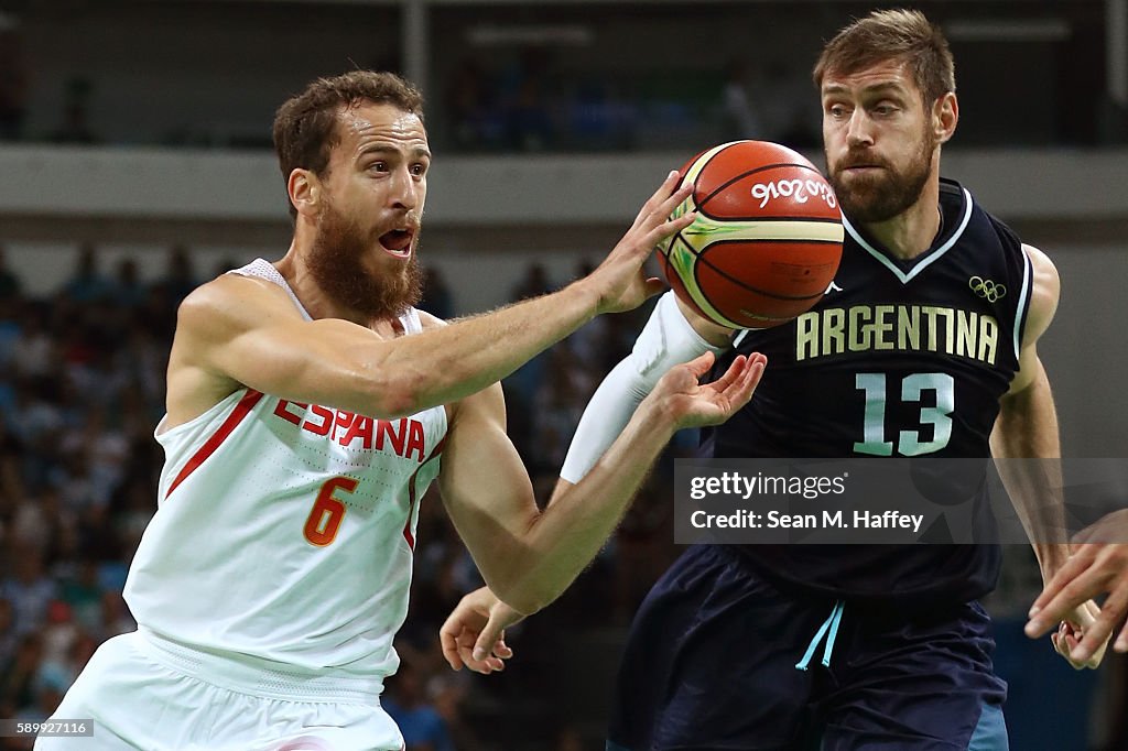 Basketball - Olympics: Day 10