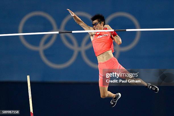 Daichi Sawano of Japan competes in the Men's Pole Vault final on Day 10 of the Rio 2016 Olympic Games at the Olympic Stadium on August 15, 2016 in...