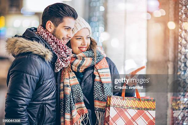 winter sales - window shopping stock pictures, royalty-free photos & images
