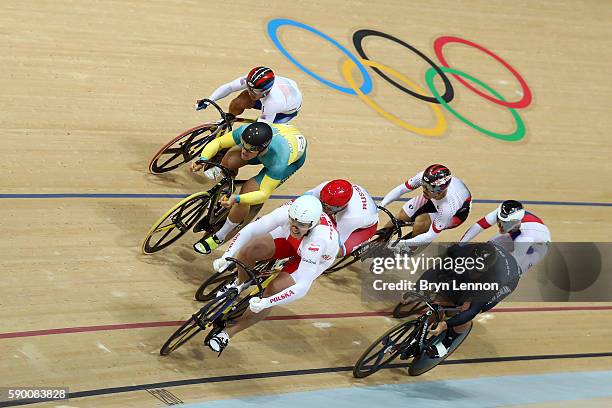 Damian Zielinski of Poland leads Matthew Glaetzer of Australia, Pavel Kelemen of the Czech Republic, Kazunari Watanabe of Japan, Dongjin Kang of...