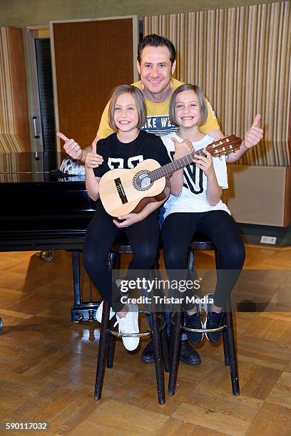Sascha Vollmer, Laila Meinecke and Rosa Meinecke during the 'Hanni & Nanni' Press Set Day on August 16, 2016 in Berlin, Germany.