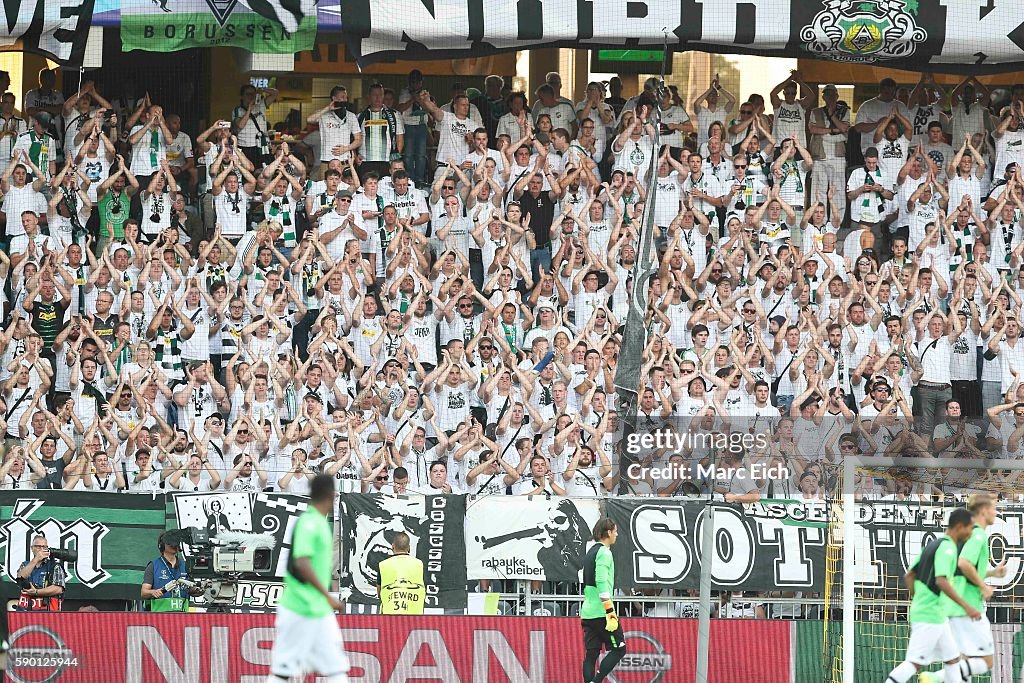 YB Bern v Borussia Moenchengladbach - UEFA Champions League Qualifying Play-Offs Round: First Leg