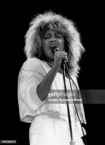 Singer Tina Turner performs at the Rosemont Horizon in Rosemont, Illinois in 1986.