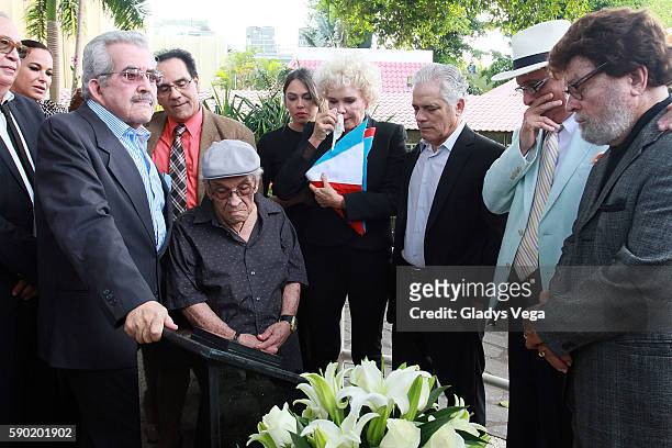 Group of artists participate in a Memorial Act as part of Elin Ortiz Burial. TV pioneer Elin Ortiz is laid to rest at WAPA TV on August 16, 2016 in...