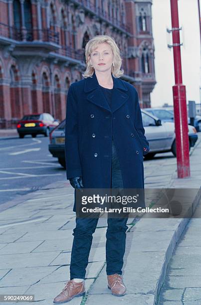 English actress Amanda Redman on location at St Pancras in London, 12th February 1996.