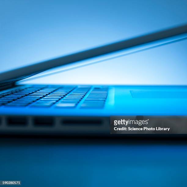 laptop - closing laptop stock pictures, royalty-free photos & images