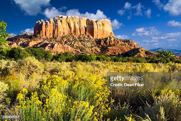 late day at ghost ranch - new mexico stockfoto's en -beelden