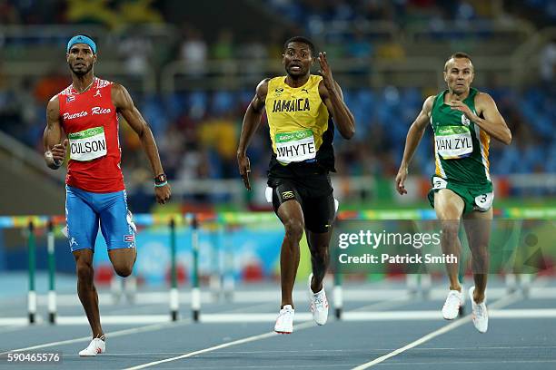 Annsert Whyte of Jamaica competes during the Men's 400m Hurdles Semifinals on Day 11 of the Rio 2016 Olympic Games at the Olympic Stadium on August...