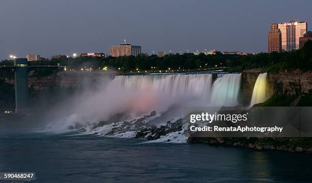 niagara falls at night, ontario, canada - running water stock pictures, royalty-free photos & images