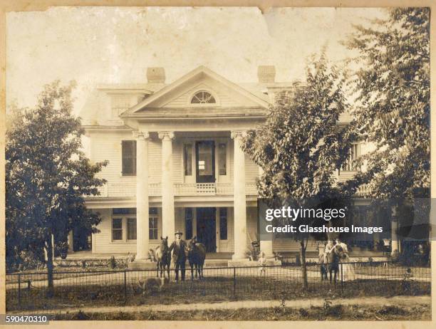 family with horses in front of home, greensboro, north carolina, usa, circa 1900 - 1900 stock pictures, royalty-free photos & images