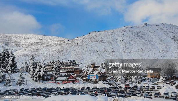 bariloche ski resort, patagonia argentina - bariloche argentina stock pictures, royalty-free photos & images