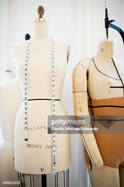 dress forms - schneiderpuppe stock-fotos und bilder