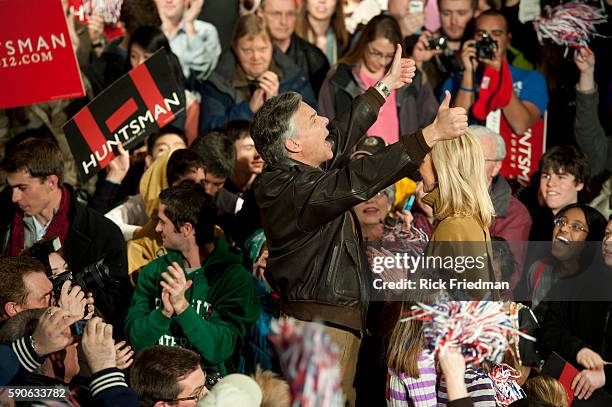 Republican presidential candidate Jon Huntsman a NH primary election eve rally with his wife Mary Kaye Huntsman at Exeter Town Hall in Exeter, NH on...