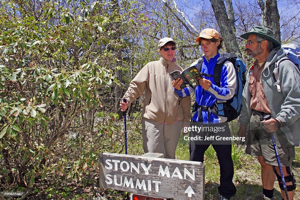 Hikers Consulting Nature Guide