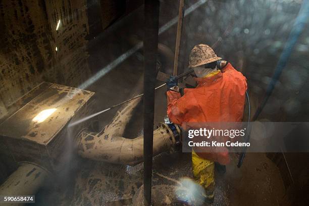 Spray Rig Operator Spray Rig Farm Photos and Premium High Res Pictures - Getty Images