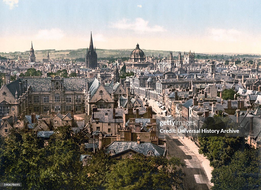 General view and High Street.