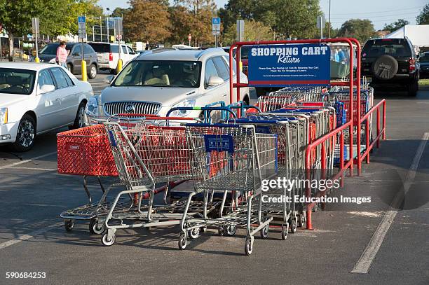 Returned Area Grocery Cart Return Photos and Premium High Res Pictures - Getty Images