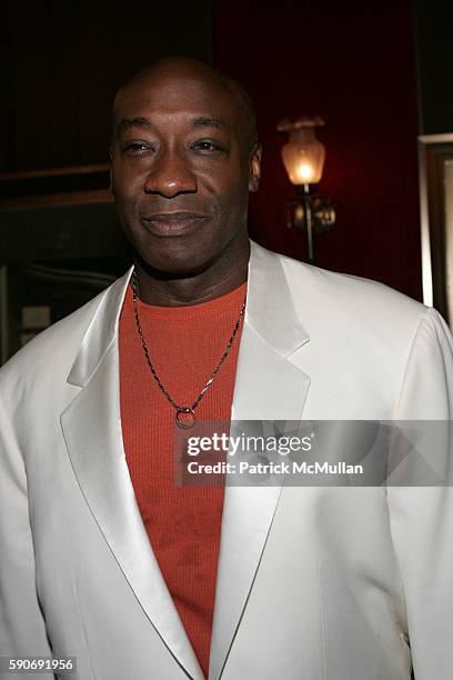 Michael Clarke Duncan attends The New York Premiere of "The Island" at Ziegfeld Theatre on July 11, 2005 in New York City.