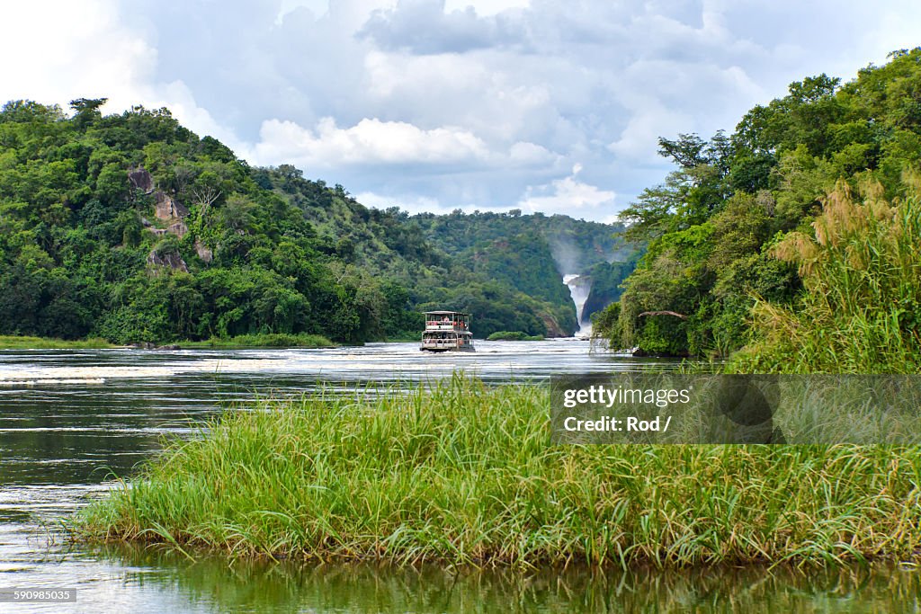 African Queen, Murchison falls, Uganda