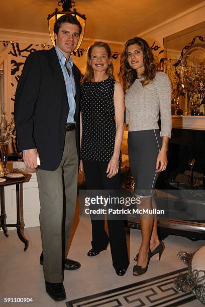 Luke Siegel, Robin Bell and Lake Bell attend Kips Bay Boys & Girls Club 33rd Annual Decorator Show House, sponsored by Electrolux and Philips at 54...