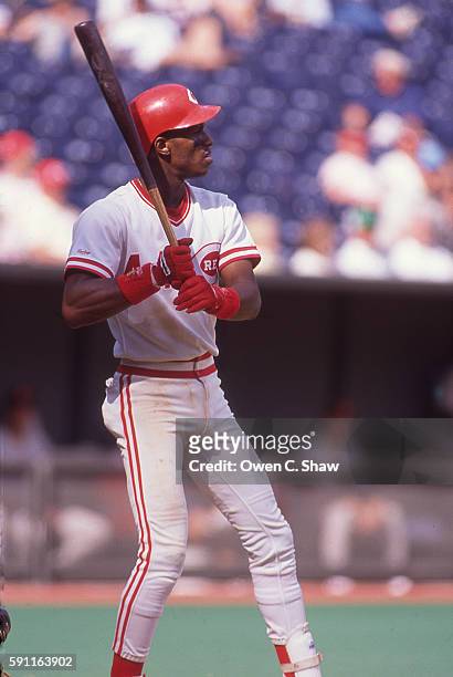 Eric Davis of the Cincinnati Reds circa 1989 bats at Riverfront Stadium in Cincinnati, Ohio.