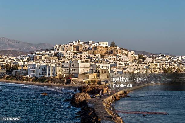 old town of chora seen form palatia island, naxos - samothrace photos et images de collection