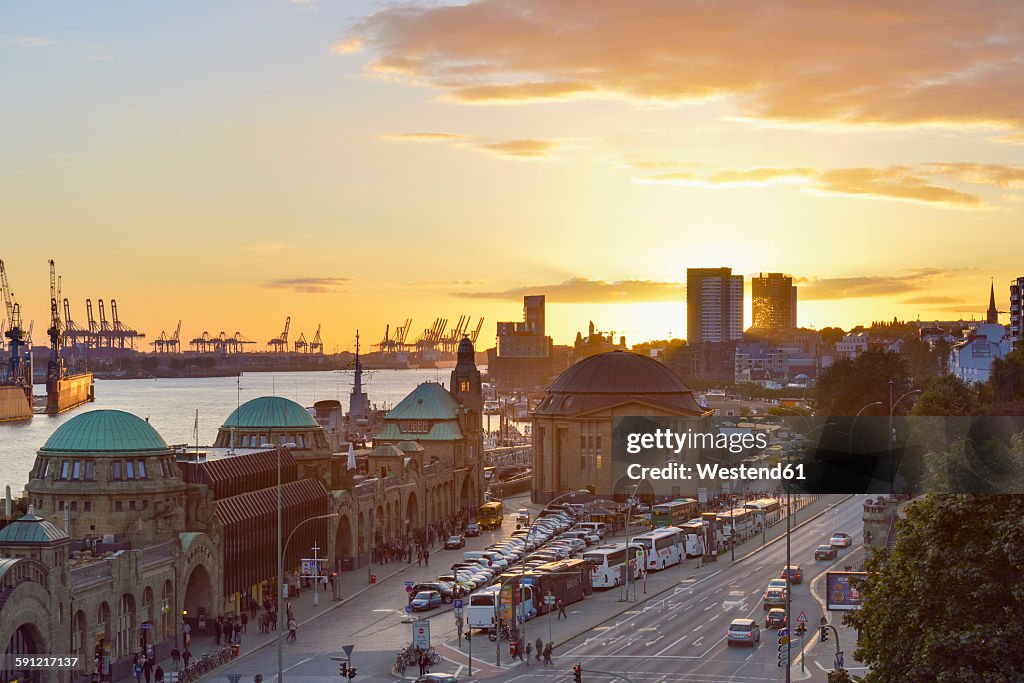 Germany, Hamburg, Port of Hamburg and St. Pauli Landing Stages at sunset