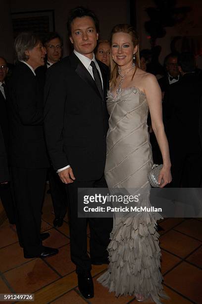 Marc Schauer and Laura Linney attend Vanity Fair Oscar Party at Morton's Restaurant on February 27, 2005 in Los Angeles, California.