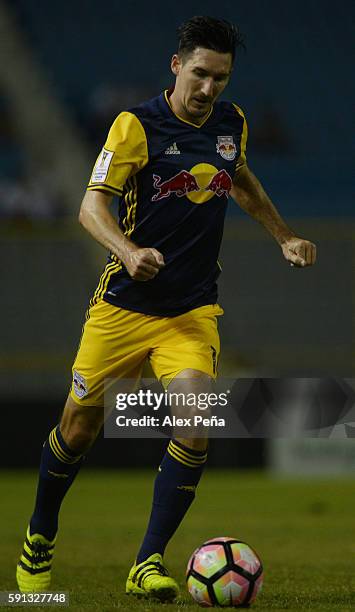Sacha Kljestan of Red Bulls controls the ball during a match between Red Bulls and Alianza as part of Liga de Campeones CONCACAF Scotiabank 2016/17...