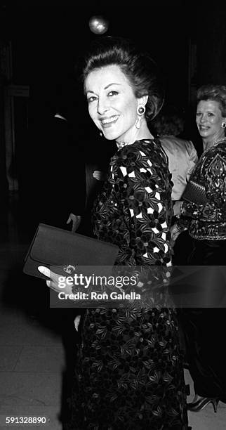 Mercedes Kellogg attends A Decade of Literary Lions Benefit Gala on November 8, 1990 at the New York Public Library in New York City.