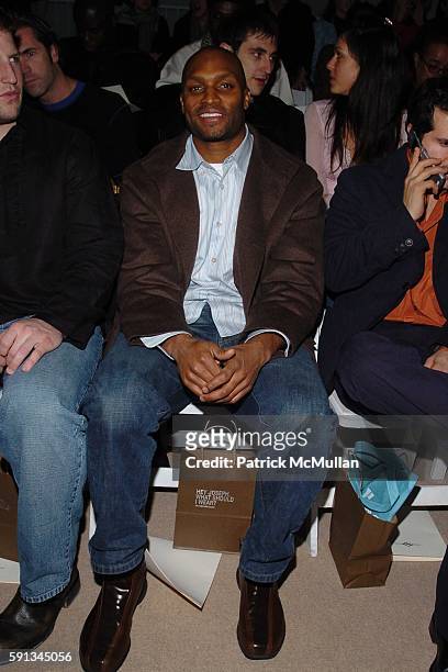 Amani Toomer attends Joseph Abboud Fall 2005 Fashion Show at The Plaza Tent at Bryant Park on February 4, 2005 in New York City.