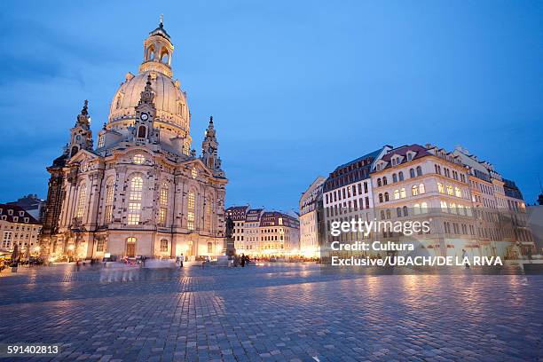 dresden frauenkirche and market place at dusk, dresden, germany - market square stock pictures, royalty-free photos & images