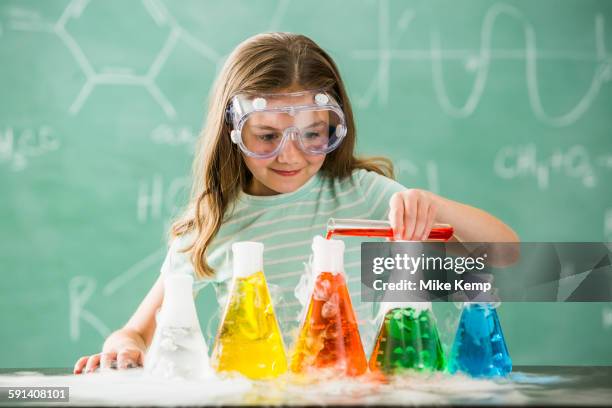 Practical Experiments 11,793 Classroom Experiment Stock Photos, High-Res Pictures, and Images ...