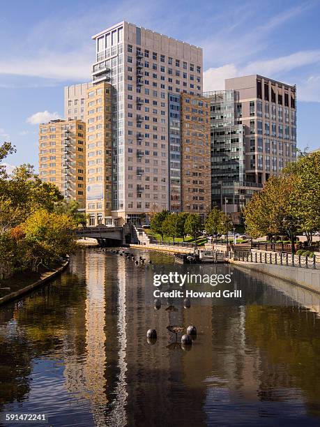 downtown providence rhode island - rhode island state house stock pictures, royalty-free photos & images