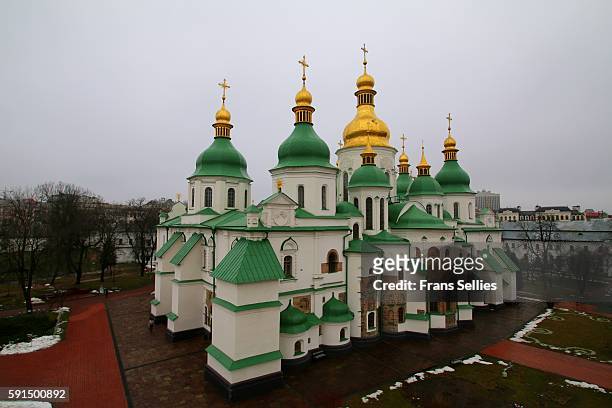 st. sophia's cathedral, kiev, ukraine - kiev photos et images de collection