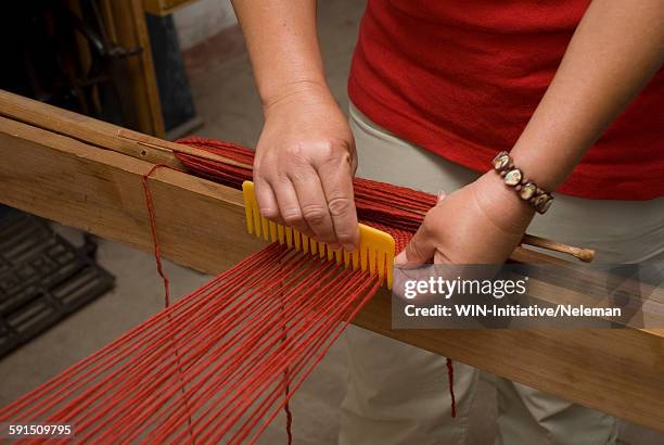 Threading Up 69 Threading (Manufacturing) Stock Photos, High-Res Pictures, and ...