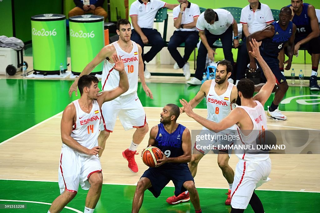 TOPSHOT-BASKETBALL-OLY-2016-RIO-ESP-FRA