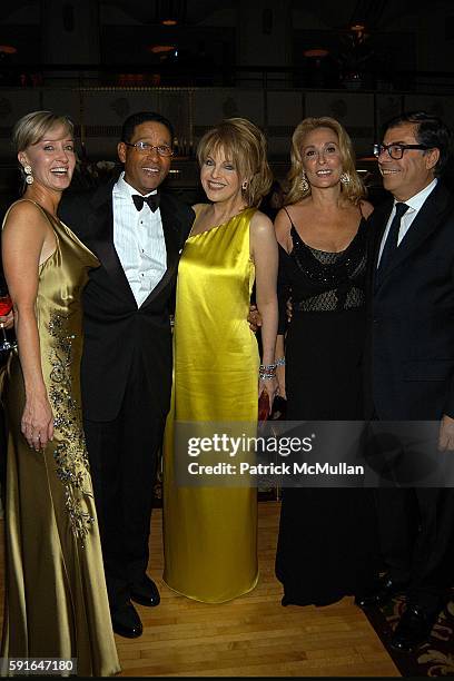 Hilary Gumbel, Bryant Gumbel, Claudia Cohen, Susan Hess and Bob Colacello attend The Alzheimer's Association Rita Hayworth Gala, "Meet Me At The...