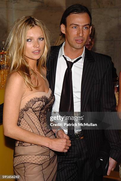 Kate Moss and Alexis Roche attend The 2005 CFDA Fashion Awards at The New York Public Library on June 6, 2005 in New York City.