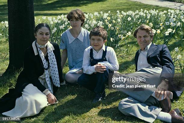 Actor David Bennent in Paris with his family. From left to right: His mother former dancer Diane Mansart, his sister actress Anne Bennent, David and...