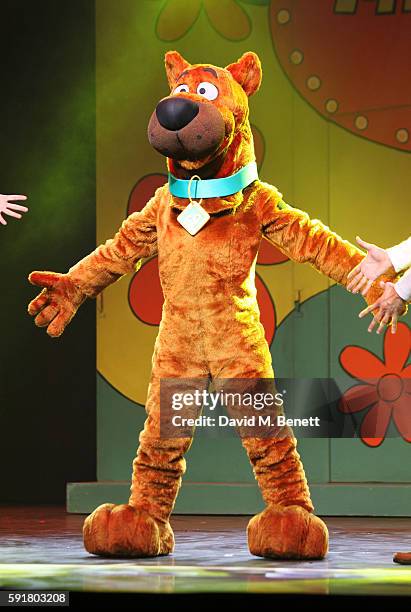 Scooby-Doo bows at the press night curtain call for "Scooby-Doo Live! Musical Mysteries" at The London Palladium on August 18, 2016 in London,...