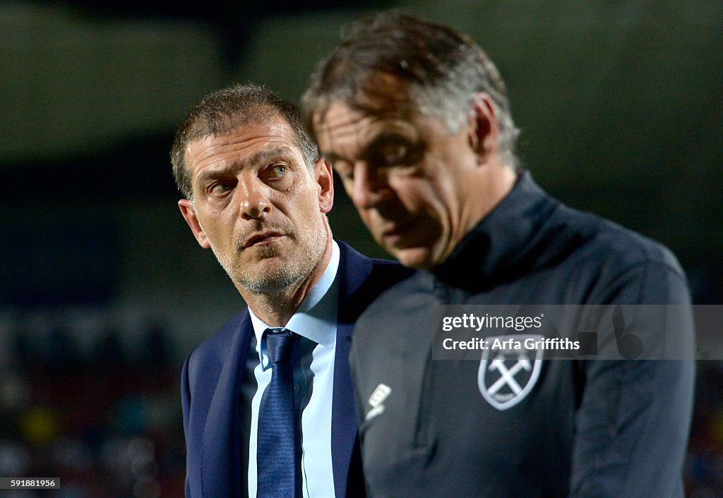 Astra v West Ham United: UEFA Europa League