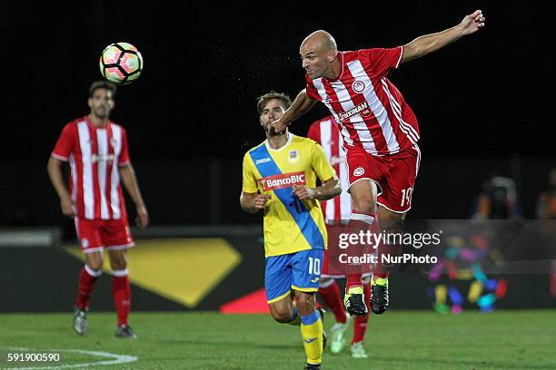 Olympiaco's Greek midfielder Esteban Cambiasso during the UEFA Europa League 2016/17 match between FC Arouca and FC Olympiacos, at Municipal de...